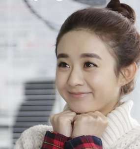 圆脸女星谭松韵_当红一线花旦赵丽颖_大脸女明星