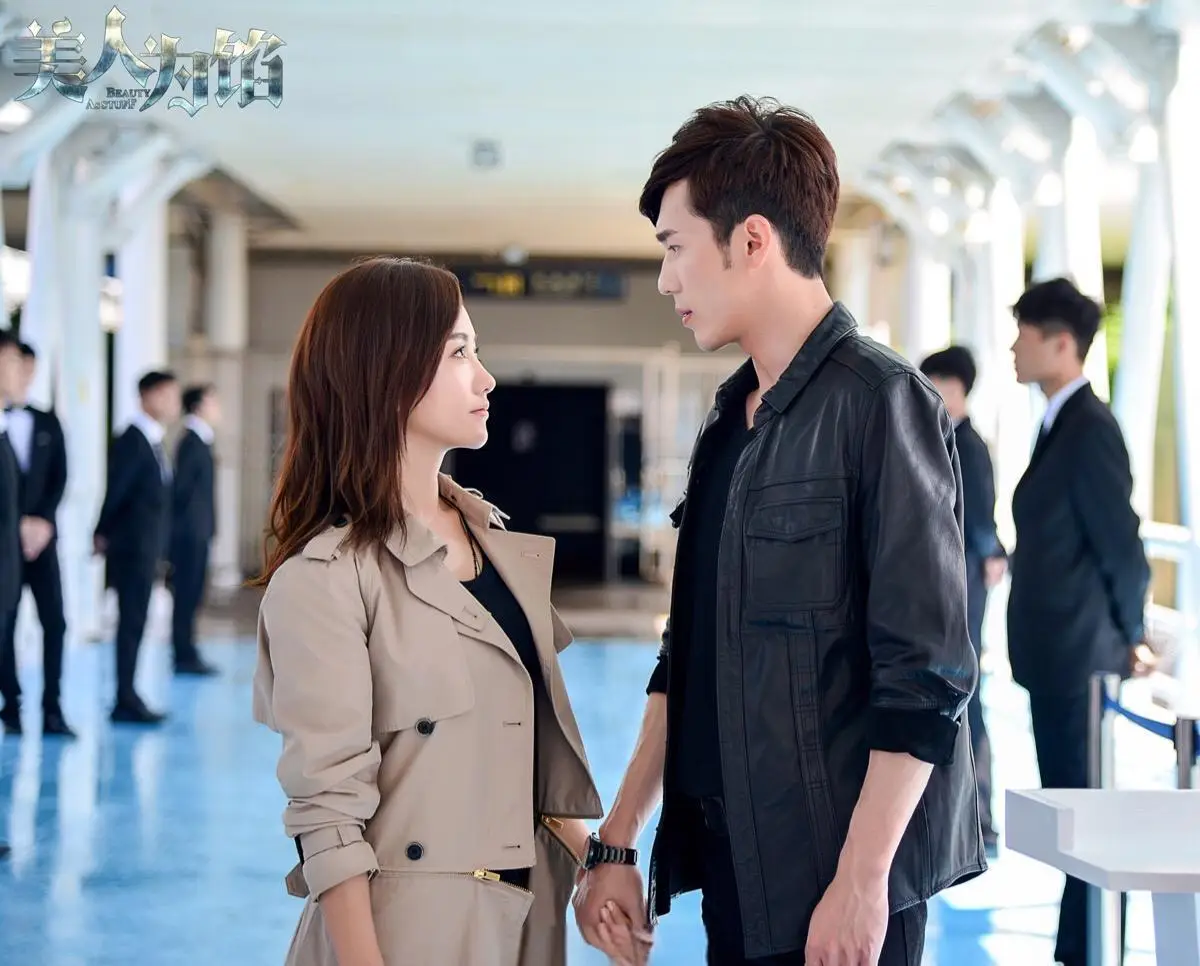 朱茵身高153cm演技颜值惊艳_娱乐圈哪些女名星很矮_女明星身高与颜值不匹配