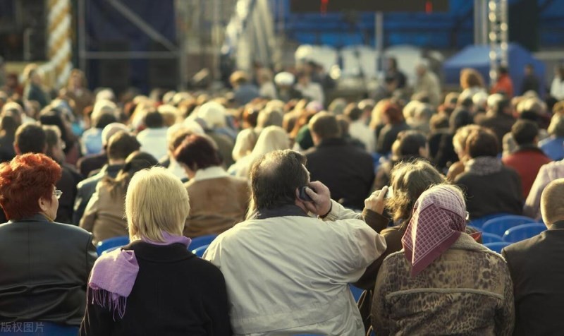 平台言论自由边界_网络舆论风波_网红吃瓜黑料爆料免费,